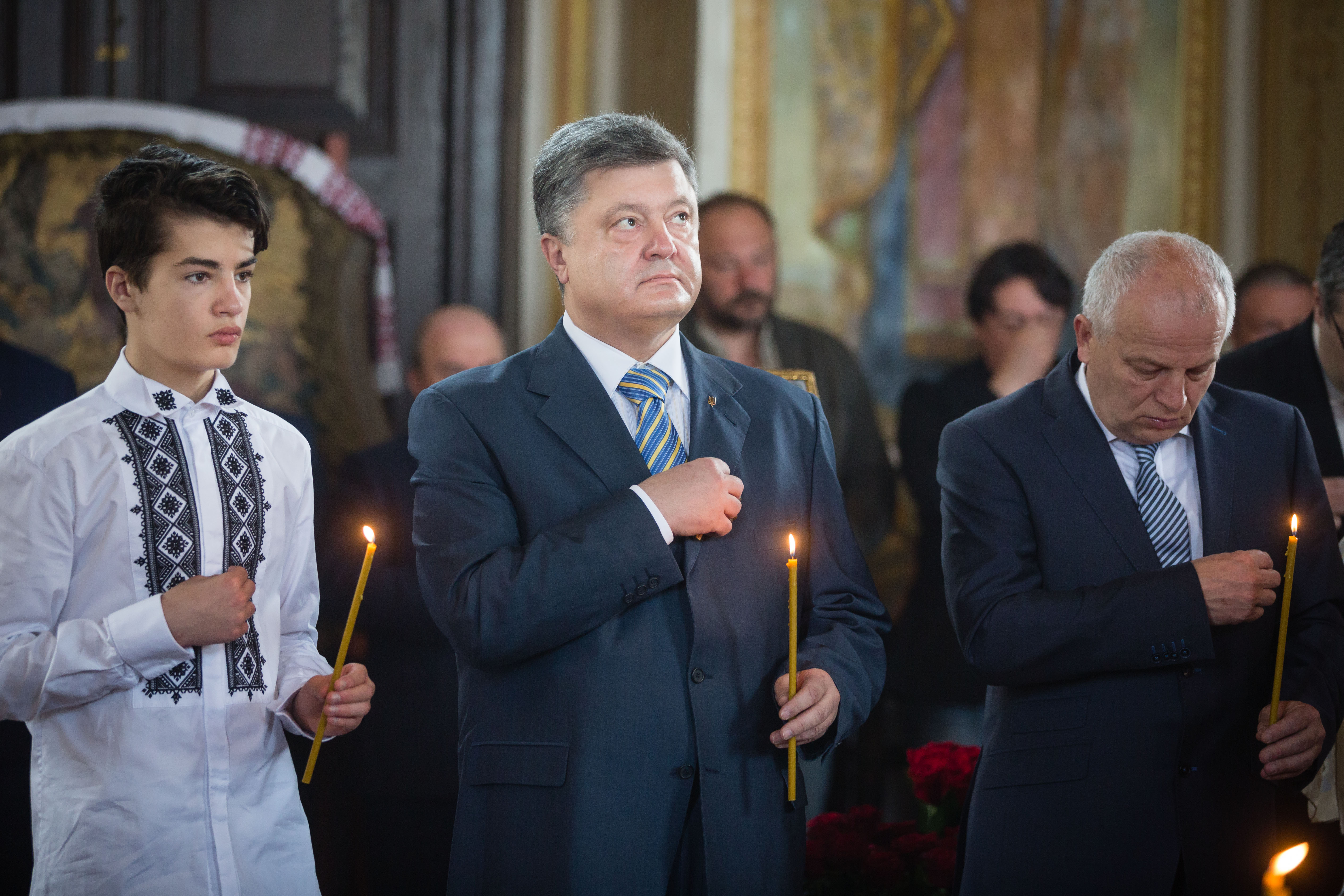 У панахиді перепоховання Тараса Шевченка взяв участь Порошенко У панахиді перепоховання Тараса Шевченка взяв участь Порошенко