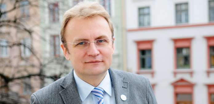 Садовий пообіцяв не допустити будівництва на Варшавській-Сосновій (Відео) Садовий пообіцяв не допустити будівництва на Варшавській-Сосновій (Відео)