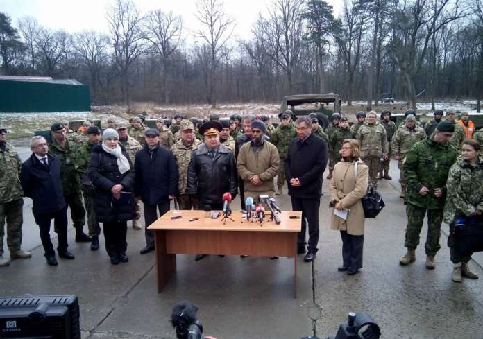 Демобілізація військових відбудеться планово у березні-квітні, – Полторак Демобілізація військових відбудеться планово у березні-квітні, – Полторак