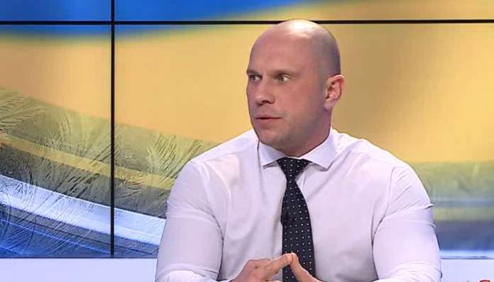 Кива вважає гомосексуалізм гріхом, який «карається смертю» Кива вважає гомосексуалізм гріхом, який «карається смертю»