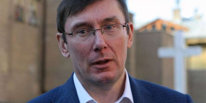 Новий генпрокурор узявся за роботу Новий генпрокурор узявся за роботу