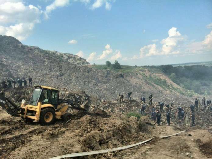 Зсув на сміттєзвалищі у Львові: що відомо на цю годину (ОНОВЛЮЄТЬСЯ) Зсув на сміттєзвалищі у Львові: що відомо на цю годину (ОНОВЛЮЄТЬСЯ)