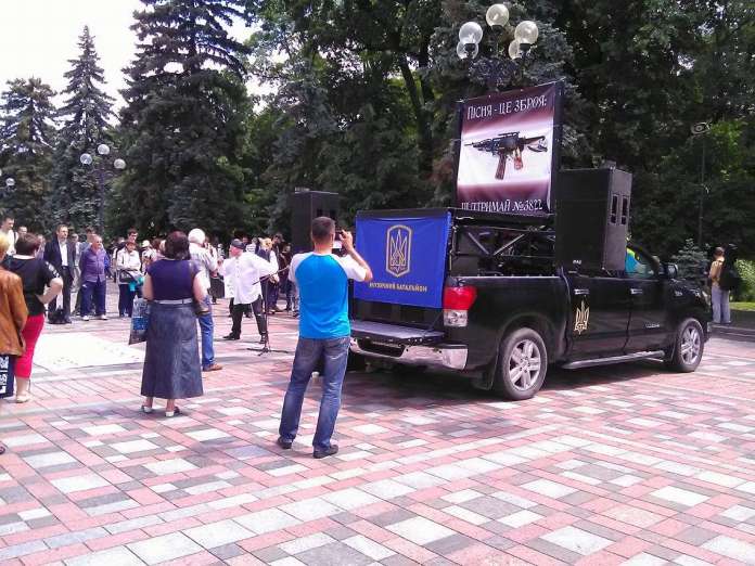 Як я ходив вітчизняну пісню підтримувати (суб’єктивні враження Дениса Киркача) Як я ходив вітчизняну пісню підтримувати (суб’єктивні враження Дениса Киркача)