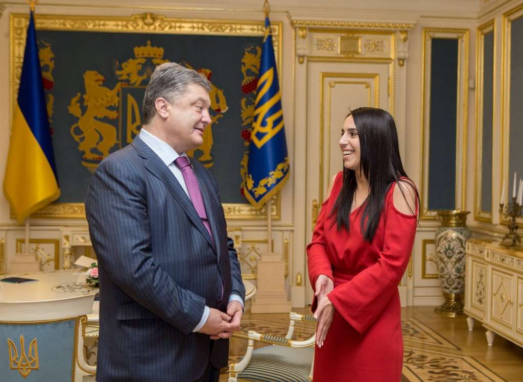 Джамала на зустрічі із Петром Порошенком