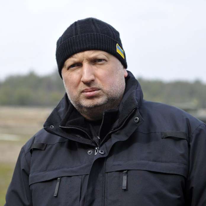 За добу в зоні АТО загинуло семеро українських військових, ще дев’ятьох поранено, – Турчинов За добу в зоні АТО загинуло семеро українських військових, ще дев’ятьох поранено, – Турчинов