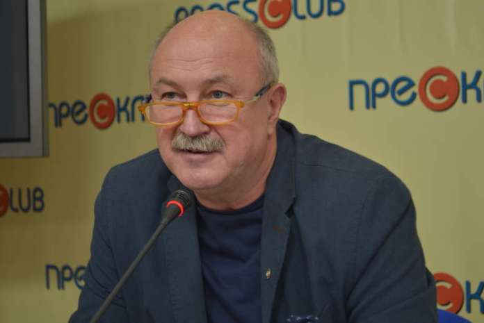 Міністерство оборони із наявних стоматкабінетів для зони АТО виділило менше 10%, – лікар Міністерство оборони із наявних стоматкабінетів для зони АТО виділило менше 10%, – лікар