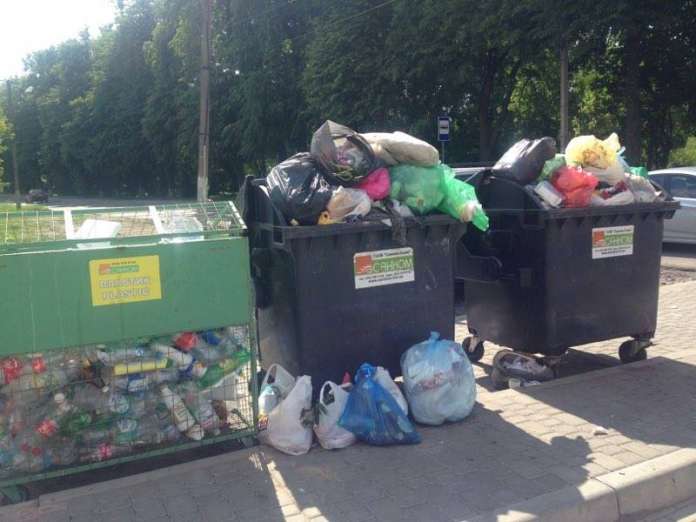 Львівське сміття можливо вивозитимуть в інші області Львівське сміття можливо вивозитимуть в інші області