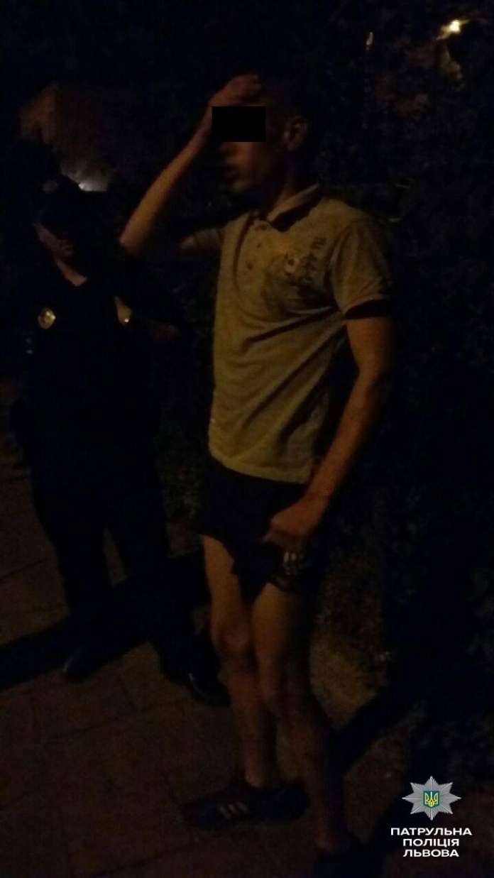 У Львові затримали підозрюваного у п’яній бійці з ножем У Львові затримали підозрюваного у п’яній бійці з ножем