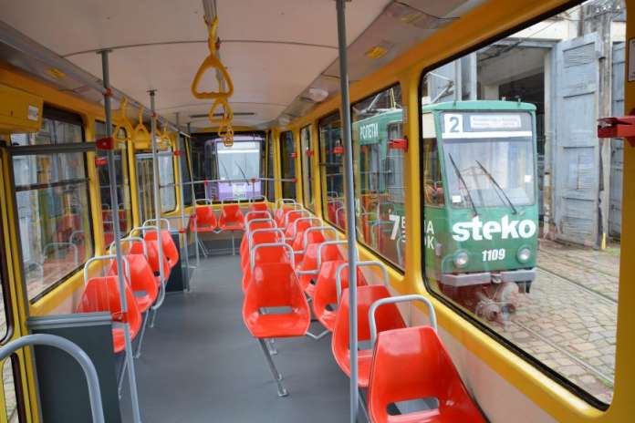 З’явилися фото модернізованого трамваю, який вже наступного тижня курсуватиме Львовом (ФОТО)