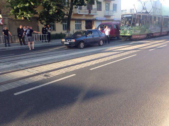 У Львові водій авто збив дитину У Львові водій авто збив дитину
