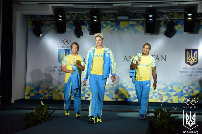 Українські спортсмени презентували нову олімпійську форму (Фото) Українські спортсмени презентували нову олімпійську форму (Фото)