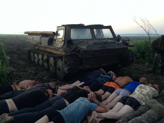 «Воєнні» дії на Рівненщині: Нацполіція затримала групу незаконних старателів «Воєнні» дії на Рівненщині: Нацполіція затримала групу незаконних старателів