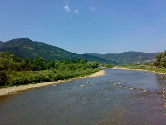 Українські ріки вимагають повної чистки