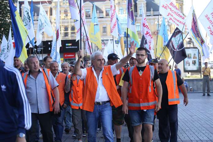 «Наше вугілля ігнорують», – шахтарі Львівщини мітингують у Києві (Фото) «Наше вугілля ігнорують», – шахтарі Львівщини мітингують у Києві (Фото)