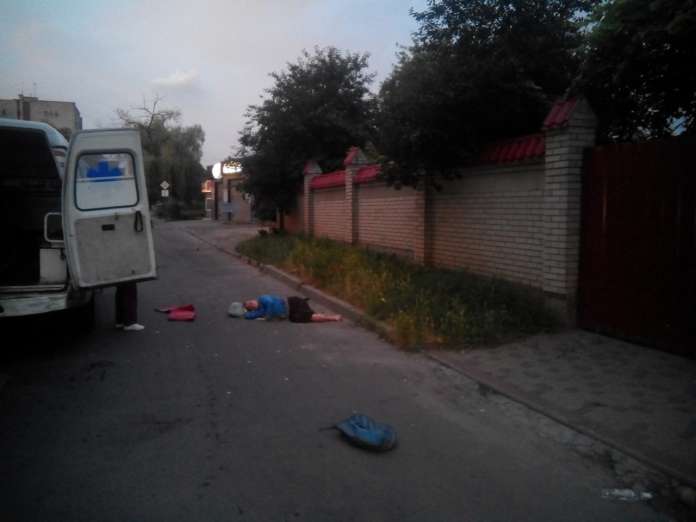У Львові невідомий збив жінку і зник з місця події (Фото) У Львові невідомий збив жінку і зник з місця події (Фото)