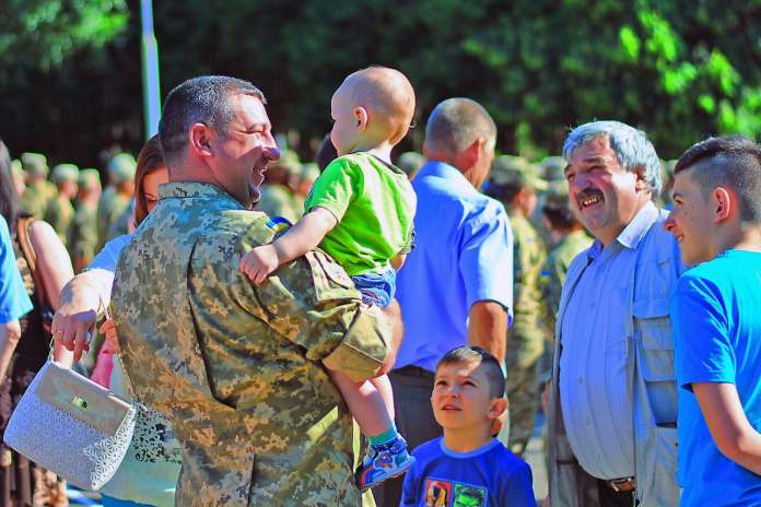 Військові інженери без втрат повернулись із зони АТО на Львівщину (фото) Військові інженери без втрат повернулись із зони АТО на Львівщину (фото)