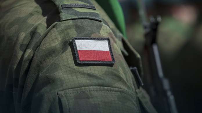 Стало відомо, скільки польських офіцерів тренують бійців ЗСУ Стало відомо, скільки польських офіцерів тренують бійців ЗСУ