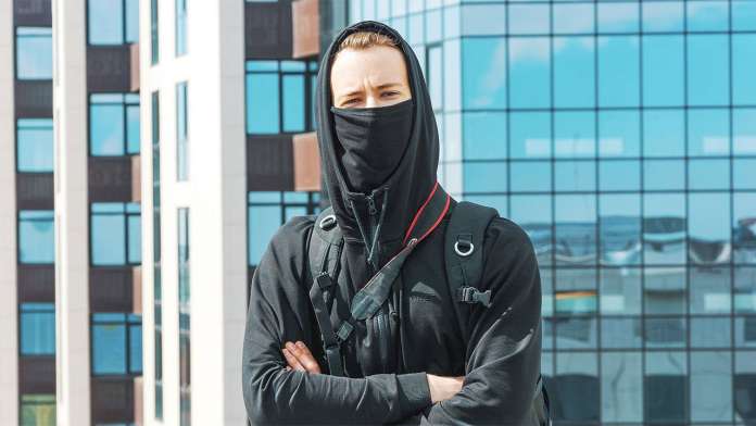 Руфер Artem Climber підкорив шпиль храму Святих Ольги і Єлизавети (Відео) Руфер Artem Climber підкорив шпиль храму Святих Ольги і Єлизавети (Відео)