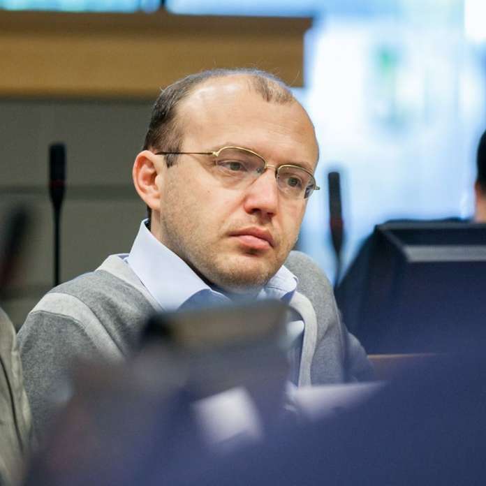 Нардеп порадив «Самопомочі» виключити Садового з партії Нардеп порадив «Самопомочі» виключити Садового з партії