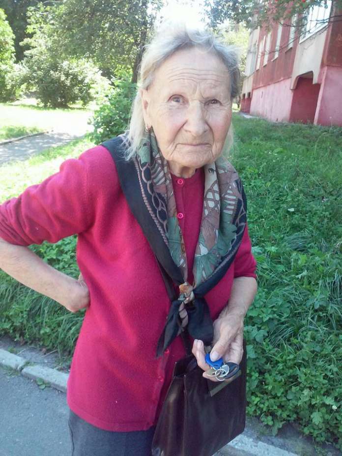 У Львові просять опізнати бабусю, яка не пам’ятає своєї адреси У Львові просять опізнати бабусю, яка не пам’ятає своєї адреси