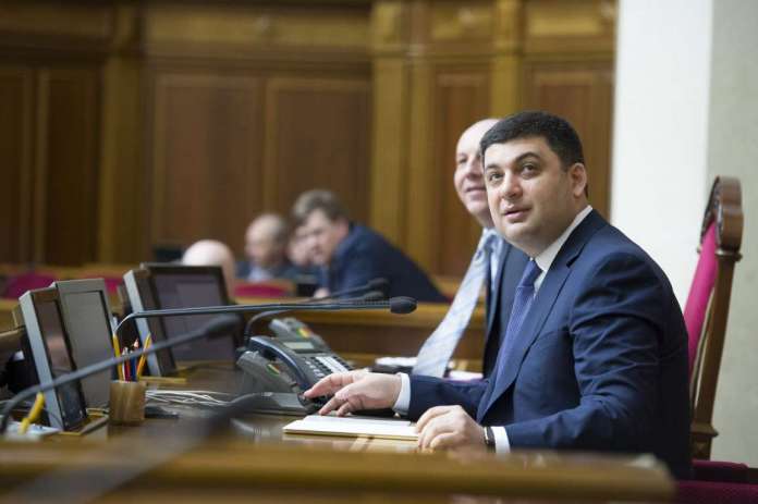 100 днів Гройсмана: плюси і мінуси діяльності нового уряду 100 днів Гройсмана: плюси і мінуси діяльності нового уряду