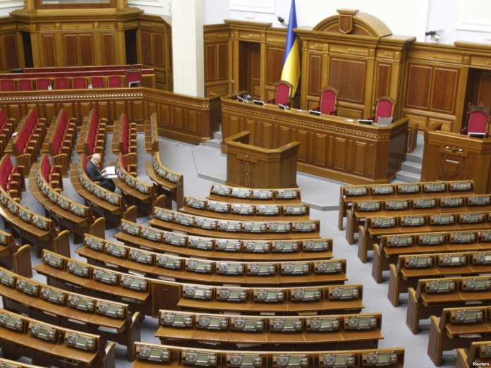 Березюк, Юринець, Парасюк і Ко. Хто з депутатів отримав допомогу (документ) Березюк, Юринець, Парасюк і Ко. Хто з депутатів отримав допомогу (документ)