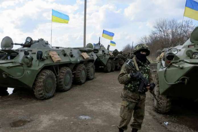 На сході не припиняються обстріли позицій українських військових (Відео) На сході не припиняються обстріли позицій українських військових (Відео)