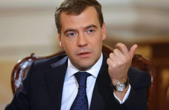 Медвєдєв знайшов винних у вживанні допінгу російськими спортсменами Медвєдєв знайшов винних у вживанні допінгу російськими спортсменами