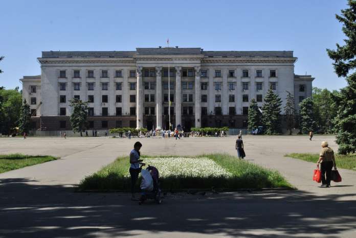 В Одесі повідомили про замінування Будинку профсоюзів В Одесі повідомили про замінування Будинку профсоюзів