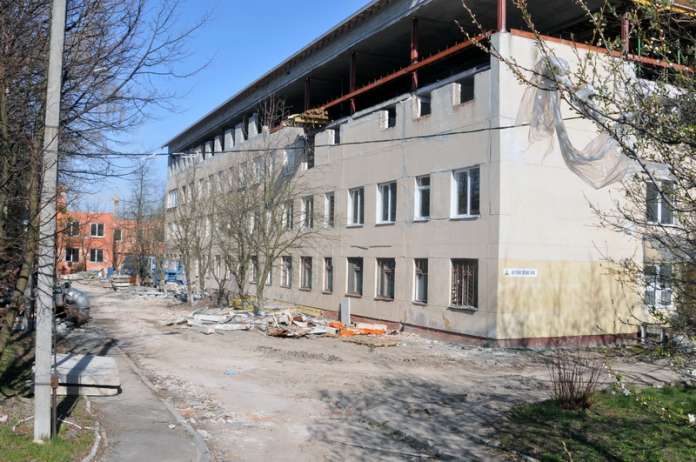 Завтра працівники обласного перинатального центру перекриють одну з вулиць міста Завтра працівники обласного перинатального центру перекриють одну з вулиць міста