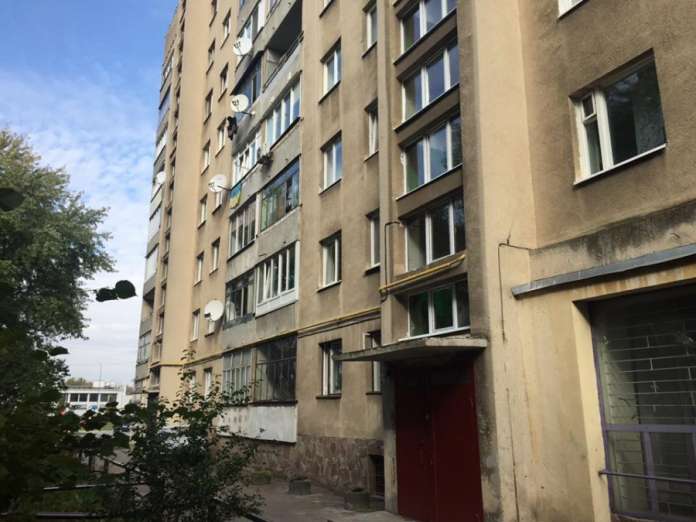 У Львові в горезвісному будинку для людей з вадами зору поміняли вікна У Львові в горезвісному будинку для людей з вадами зору поміняли вікна