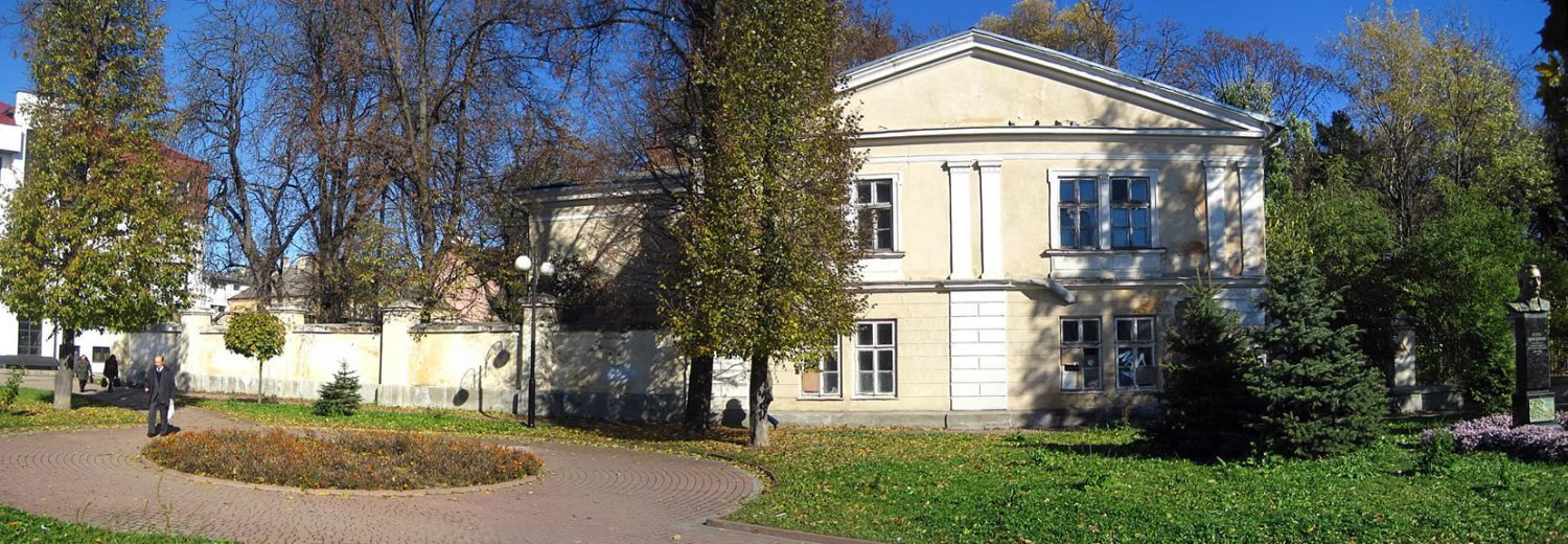 Палац Потоцьких в Івано-Франківську / weloveua.com