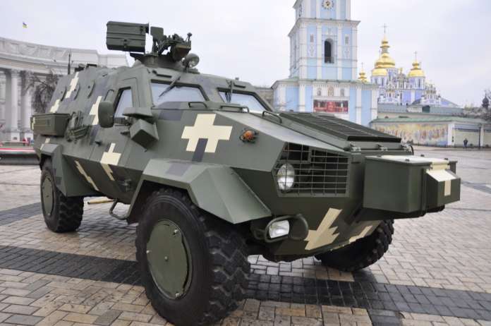 Львівський бронетанковий домовився про постачання польської броньової сталі Львівський бронетанковий домовився про постачання польської броньової сталі