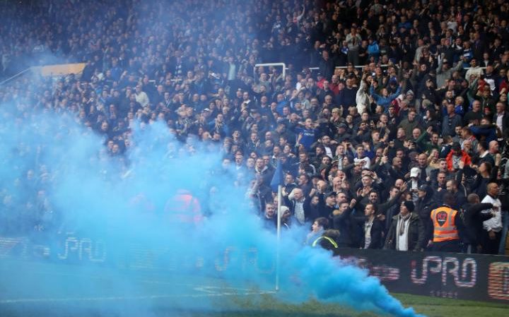 112464418_a_blue_flare_is_thrown_onto_the_pitch_during_the_sky_bet_championship_match_at_st_andrews-large_trans-zgekzx3m936n5bqk4va8rqj6ra64k3taxfzq0dvibjw