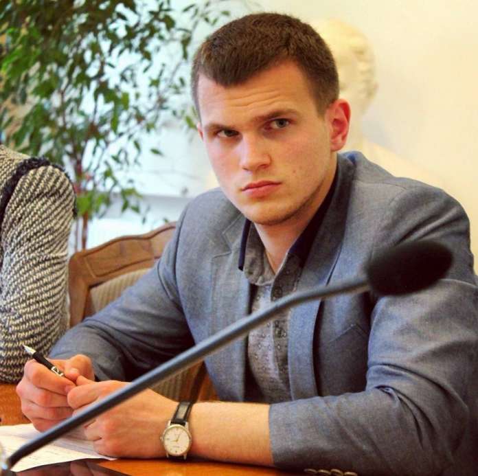 Новий студентський мер став позаштатним радником Садового Новий студентський мер став позаштатним радником Садового