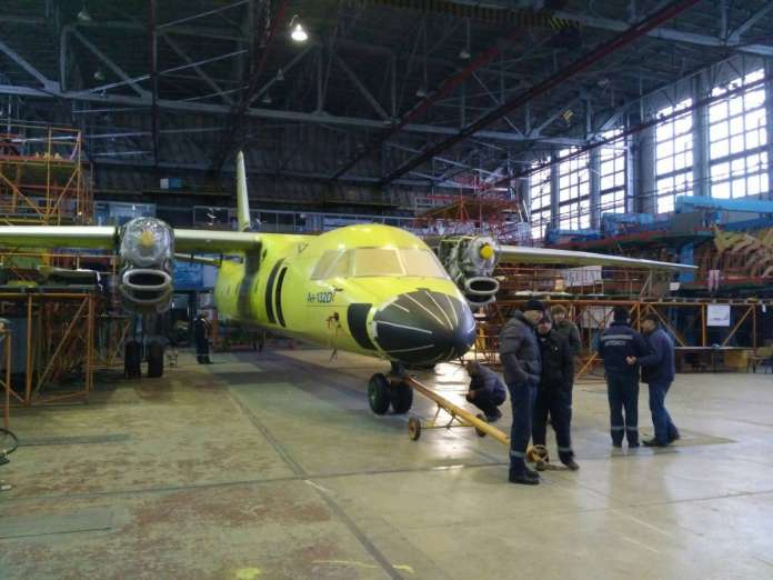 Зроблено в Україні: «Антонов» зібрав перший Ан-132 Зроблено в Україні: «Антонов» зібрав перший Ан-132