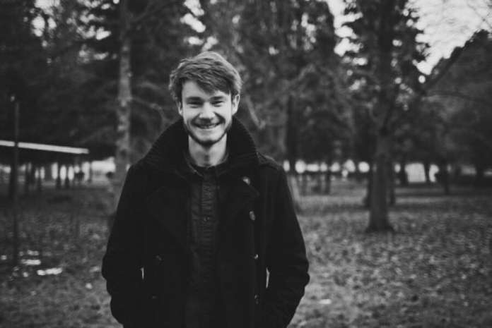 Вакарчук підтримав онкохворого студента львівського університету (Відео) Вакарчук підтримав онкохворого студента львівського університету (Відео)