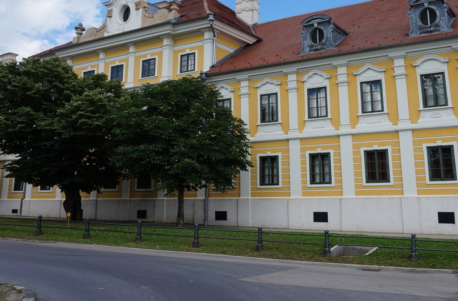 _dvorac_front03492