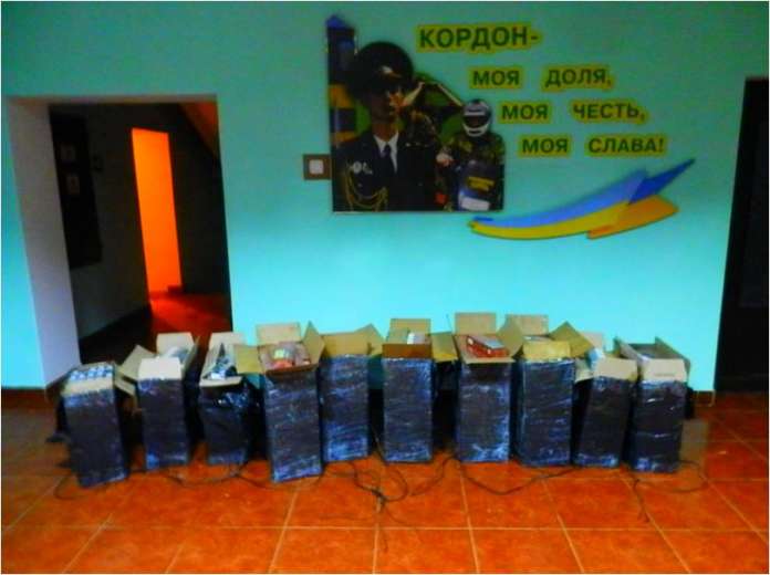 Прикордоннники зупинили «підводну» контрабанду Прикордоннники зупинили «підводну» контрабанду