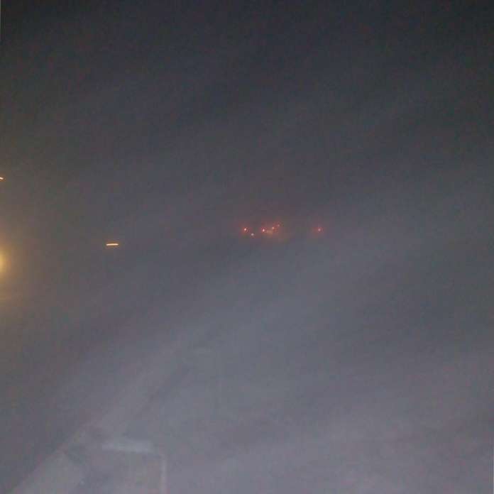 До уваги водіїв: на трасі Львів – Краковець сильний туман (Фото)
