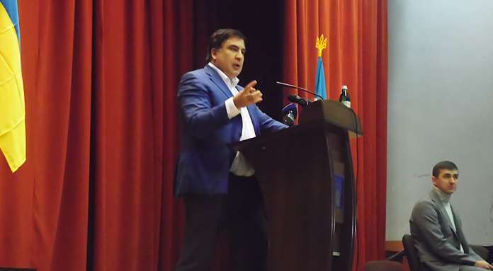 «Господин Президент», або Як у Львові Саакашвілі з народом спілкувався (репортаж) «Господин Президент», або Як у Львові Саакашвілі з народом спілкувався (репортаж)