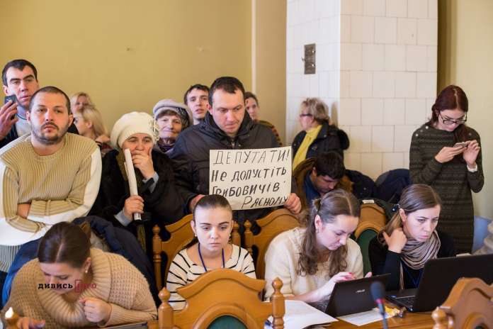 Депутати готові дослухатися до мешканців Рясного, – активіст Депутати готові дослухатися до мешканців Рясного, – активіст