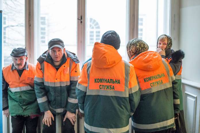 Двірники отримали премію і покидають Львівську міськраду Двірники отримали премію і покидають Львівську міськраду