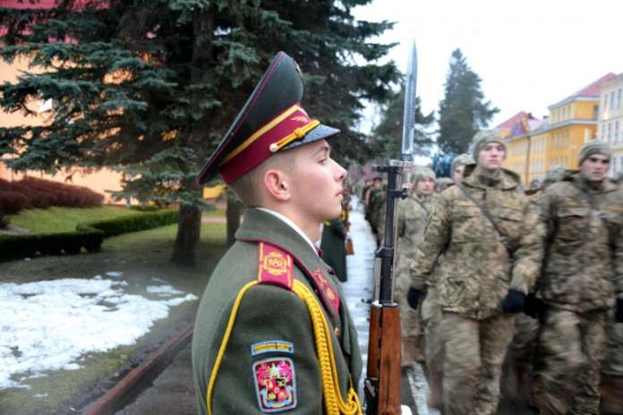 У Львові відзначили День Сухопутних військ ЗСУ У Львові відзначили День Сухопутних військ ЗСУ
