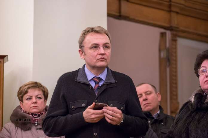 Садовий може попросити в Синютки нову ділянку під сміттєзвалище Садовий може попросити в Синютки нову ділянку під сміттєзвалище