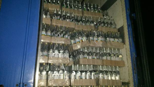 50 тисяч пляшок горілки на суму в понад 4 мільйони гривень: у Стрию накрили підпільну гуральню