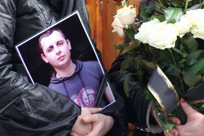На Львівщині попрощалися з жертвами вибуху на шахті «Степова» (фото) На Львівщині попрощалися з жертвами вибуху на шахті «Степова» (фото)