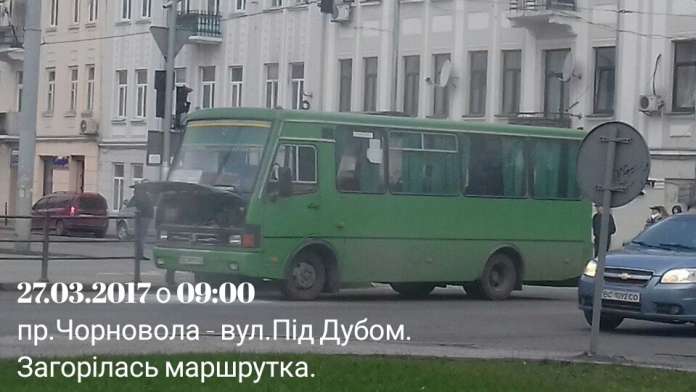 У Львові загорілася маршрутка У Львові загорілася маршрутка