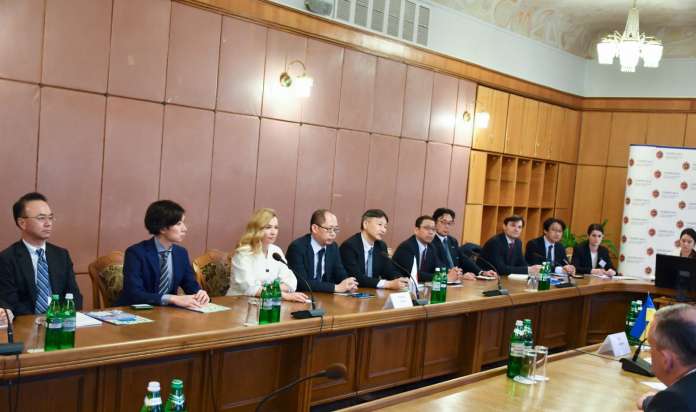 Представники 20 великих японських компаній оцінили інвестиційний потенціал Львівщини Представники 20 великих японських компаній оцінили інвестиційний потенціал Львівщини