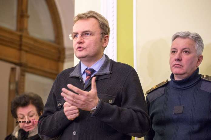 Наступного тижня нас знову будуть «зажимати», — Садовий про ситуацію зі сміттям Наступного тижня нас знову будуть «зажимати», — Садовий про ситуацію зі сміттям